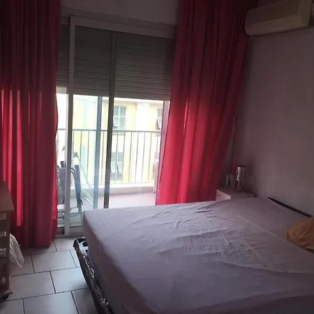 Maison Marche Biron
